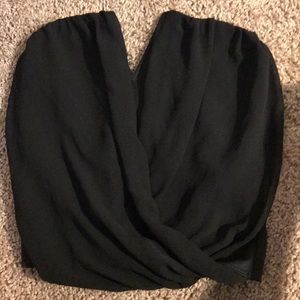 Black deep V crop top